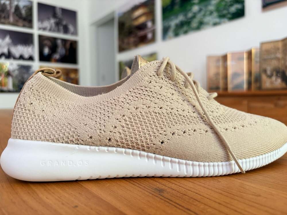 Cole Haan 2.ZERØGRAND Stitchlite Wingtip Oxfords Beige Gold Knit Size 8B - Picture 3 of 8